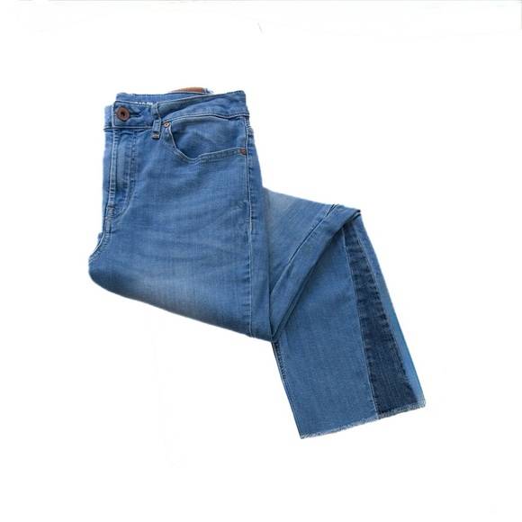 American Rag Cie light/ medium wash semi flared patchwork jean ❤️ - Picture 2 of 7